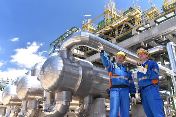 Driving Employee Engagement in the Oil and Gas Industry: Leveraging HRMS Software