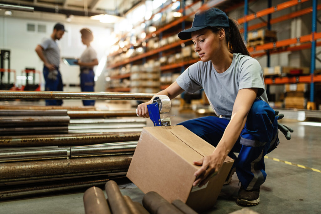 Why Human Resource Management Software in Dubai is Key to the Success of Packaging and Corrugated Manufacturing Businesses